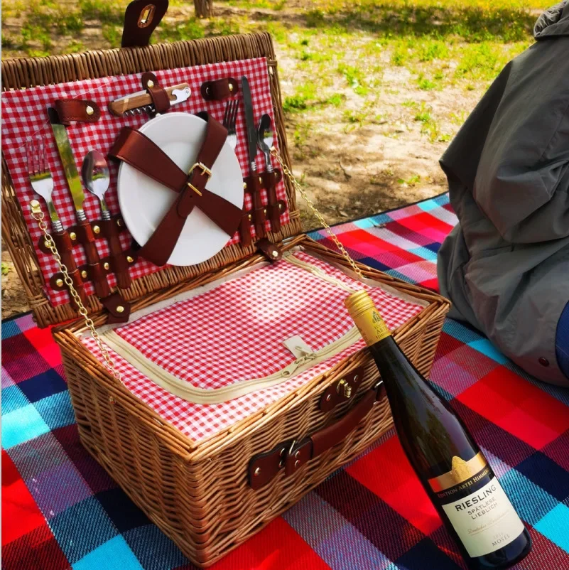 Family outing picnic basket, o - مراجعة Outdoor Camping Food وسعره