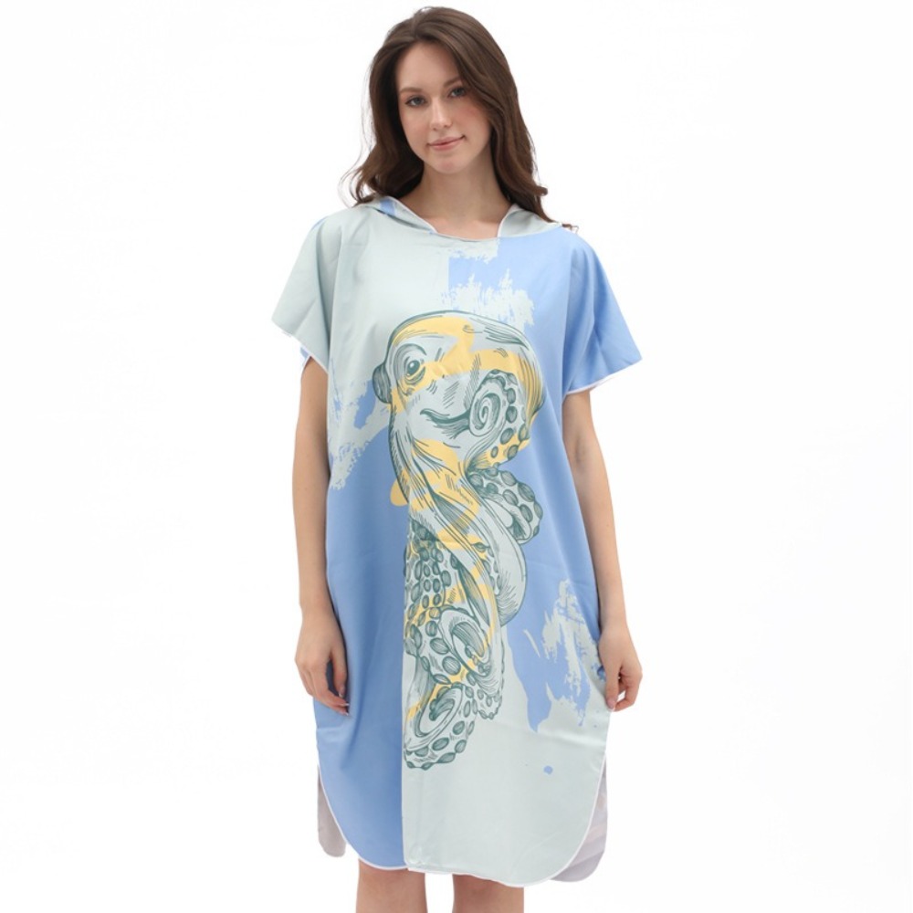 Flamingo Woman Bathrobe 31.5x3 - مراجعة Camp Towel Microfiber وسعره