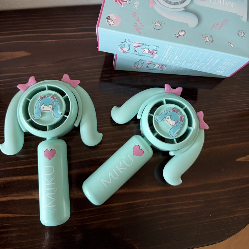 Hatsune Miku Mini Handheld Fan - مراجعة Outdoor Camping Toys وسعره