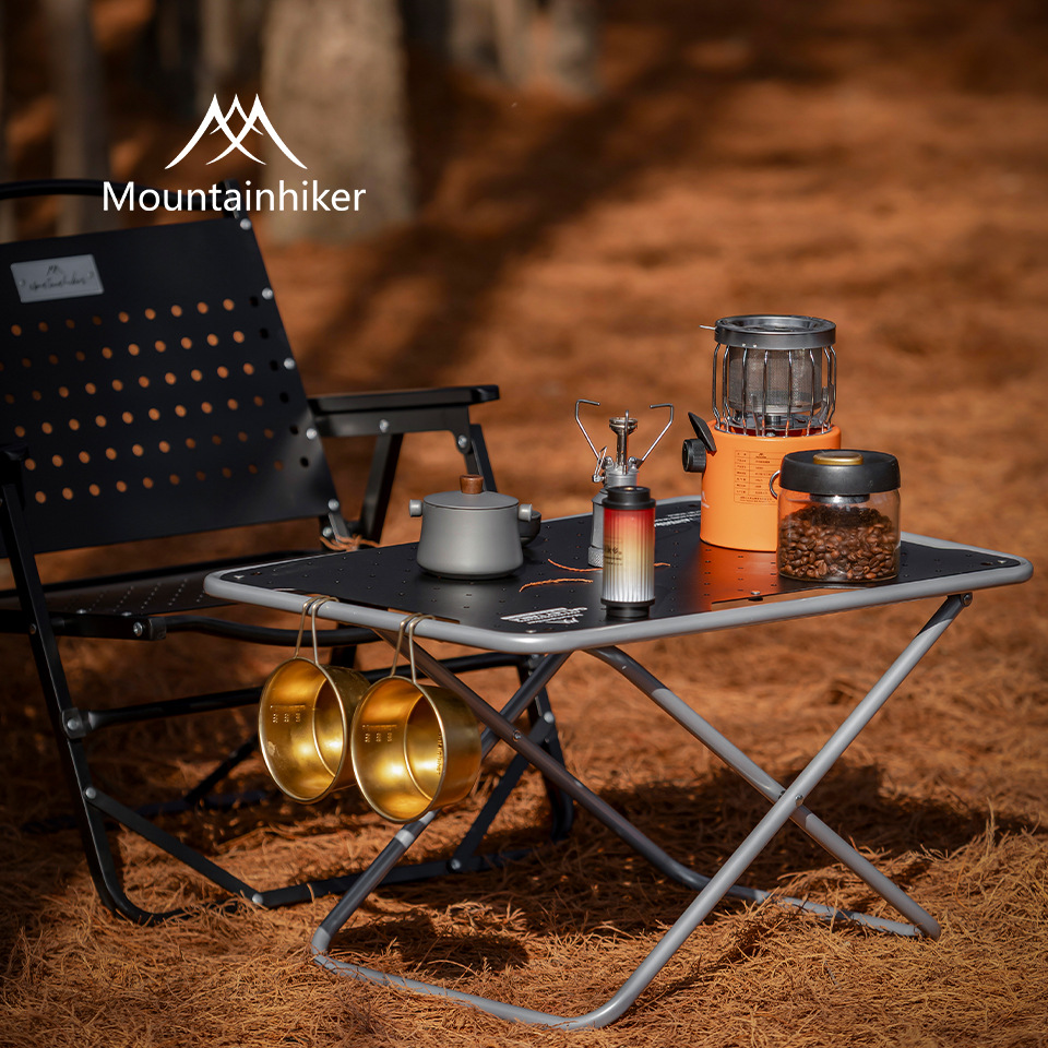 MOUNTAINHIKER Carbon Steel Out - مراجعة Outdoor Camping Table Foldable وسعره