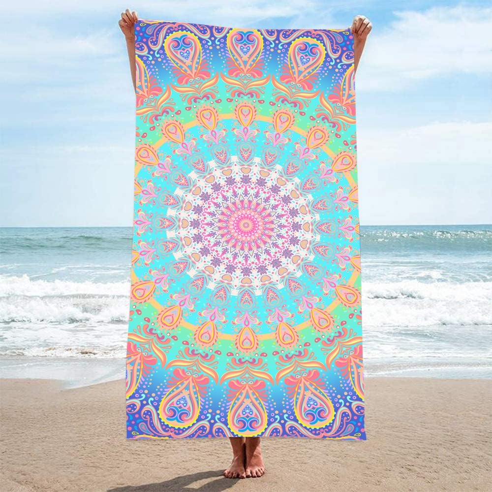Mysterious Pattern Beach Towel - مراجعة Camp Towel Microfiber وسعره
